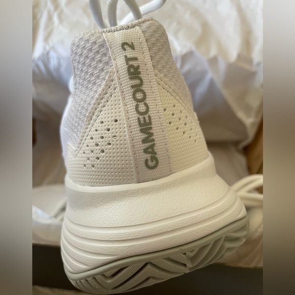 Adidas sneakers sz 8 - Picture 7 of 13